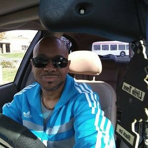 Meet your Posher, Thomas